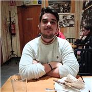 Estudiante de ADE, graduado en el Bachillerato tecnológico.